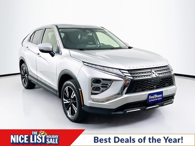 2023 Mitsubishi Eclipse Cross SE's photo