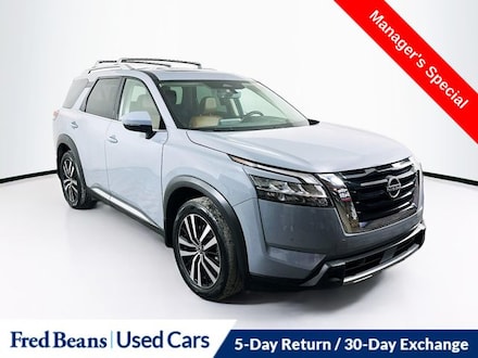 2023 Nissan Pathfinder Platinum
