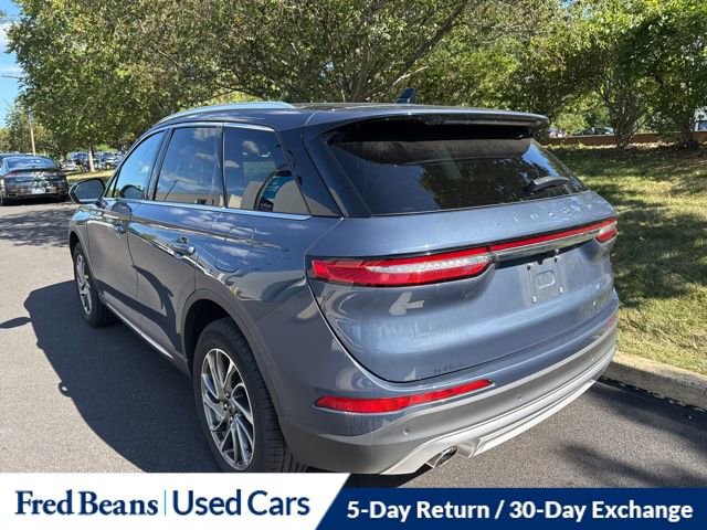 2022 Lincoln Corsair Standard photo 4