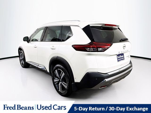 2021 Nissan Rogue Platinum photo 4