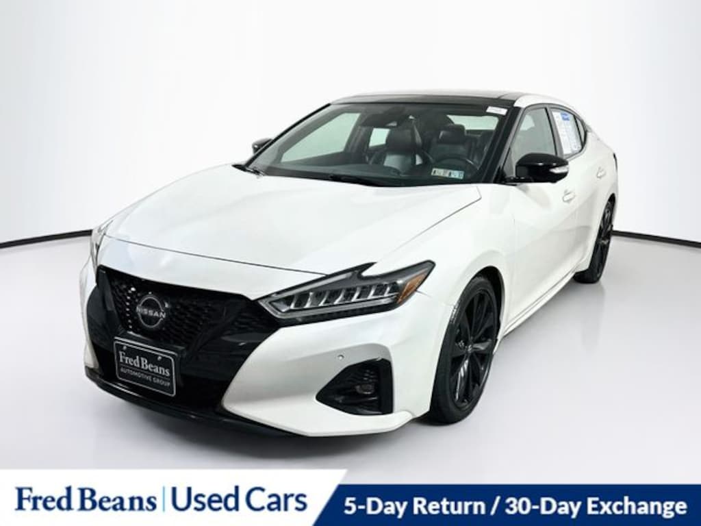 Used 2023 Nissan Maxima SR Sedan