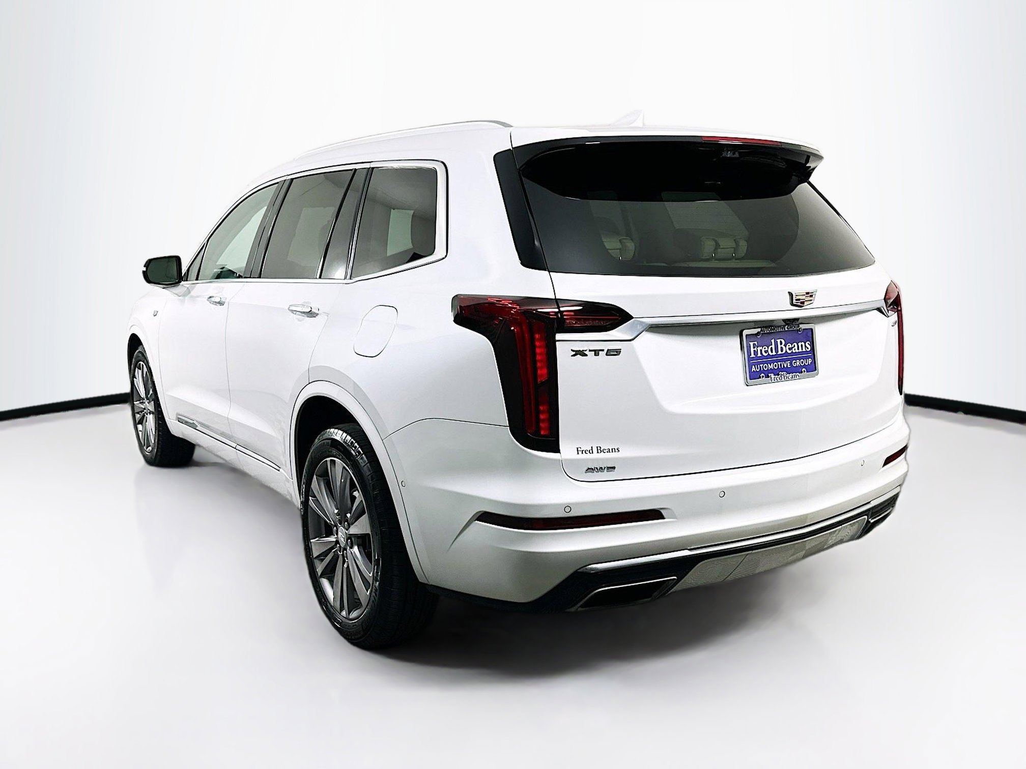 2024 Cadillac XT6 Premium Luxury photo 2