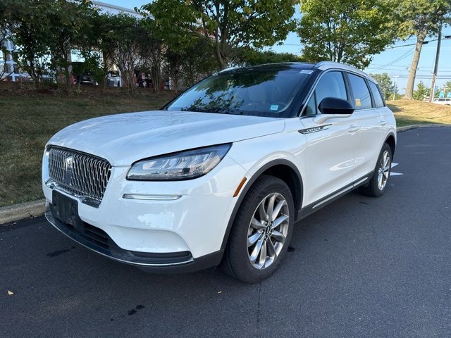 2022 Lincoln Corsair Standard photo 3