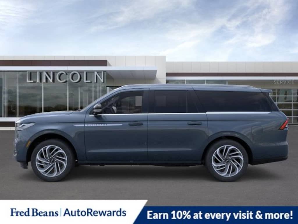 New 2026 Lincoln Navigator L Reserve SUV