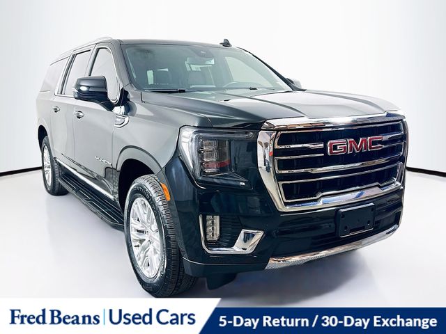 2023 GMC Yukon XL SLT's photo