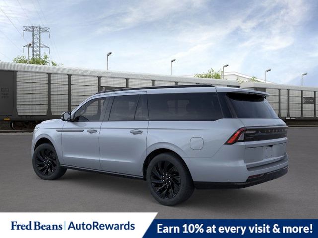2025 Lincoln Navigator L Reserve photo 2