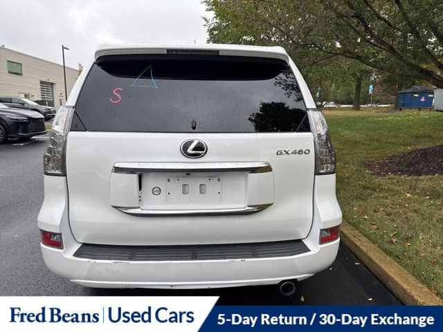 2021 Lexus GX 460 Premium photo 3