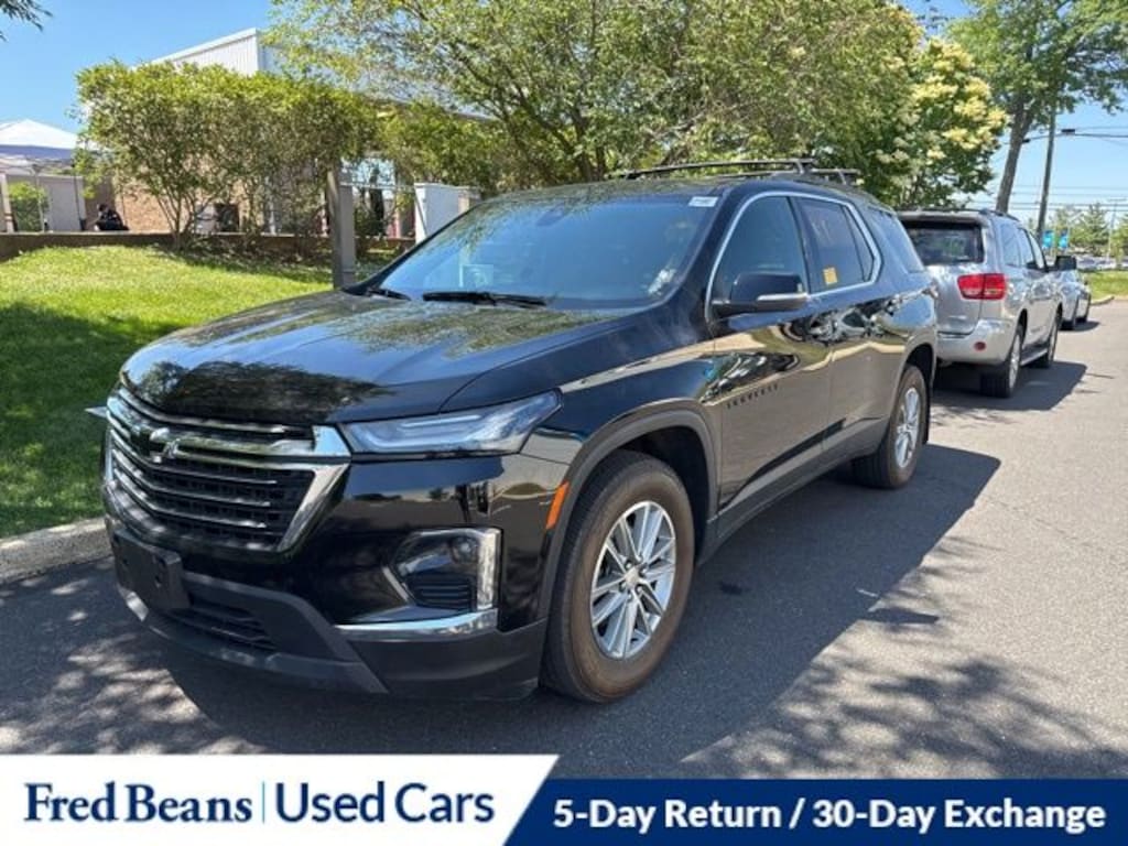 Used 2023 Chevrolet Traverse LT Leather SUV
