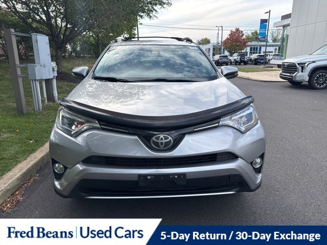 2018 Toyota RAV4 Limited photo 2