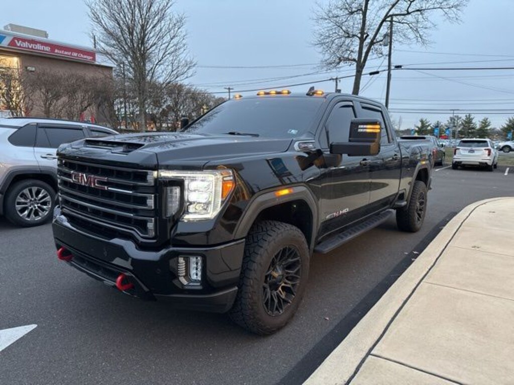 Used 2022 GMC Sierra 2500HD AT4 Truck Crew Cab