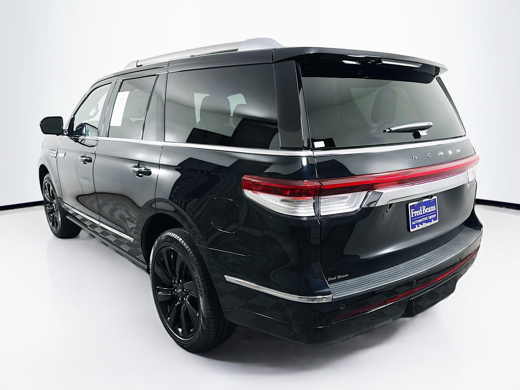 2024 Lincoln Navigator Reserve photo 3