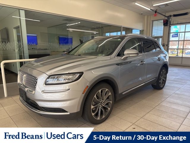 2022 Lincoln Nautilus Reserve photo 2