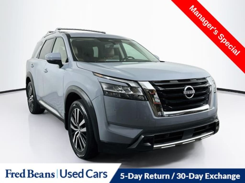 Used 2023 Nissan Pathfinder Platinum SUV