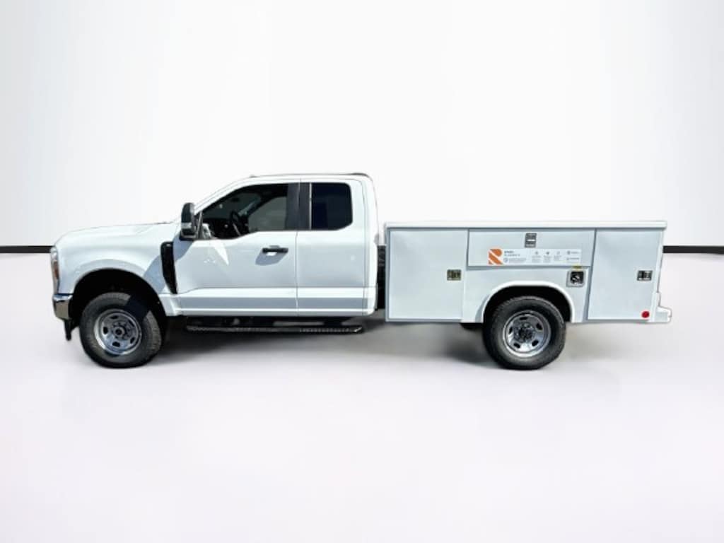 New 2027 Ford F-350 Chassis XL Truck Super Cab