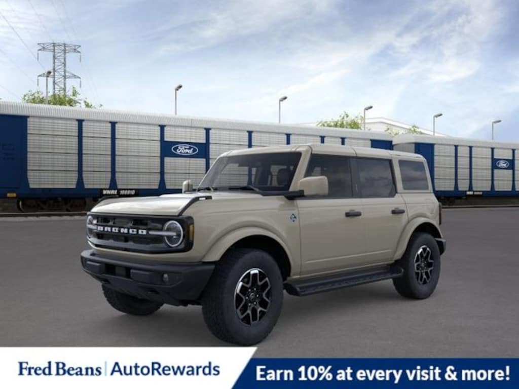 New 2026 Ford Bronco Outer Banks SUV