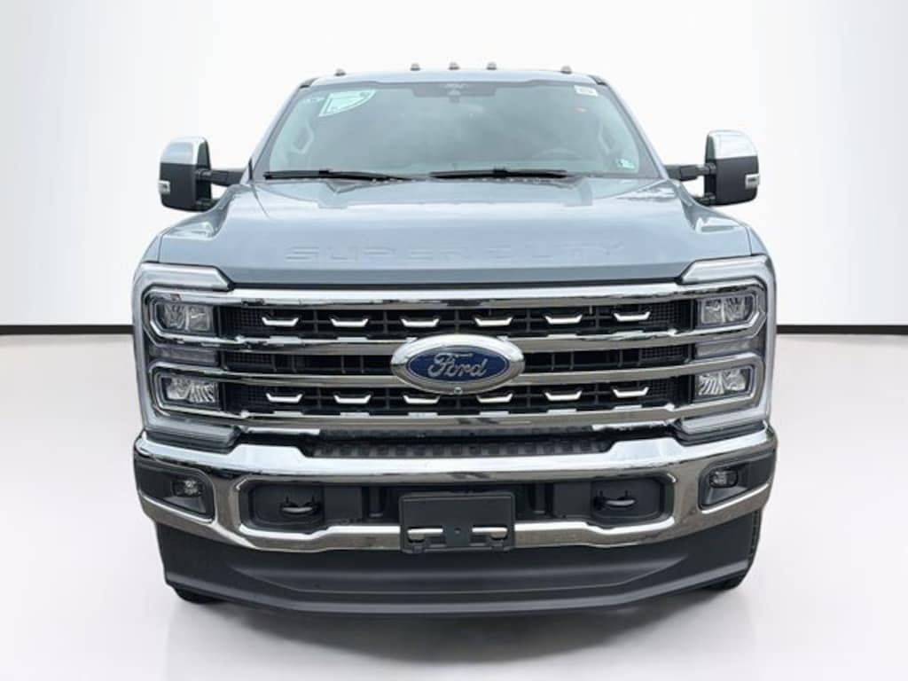 New 2026 Ford F-250 Lariat Truck Crew Cab