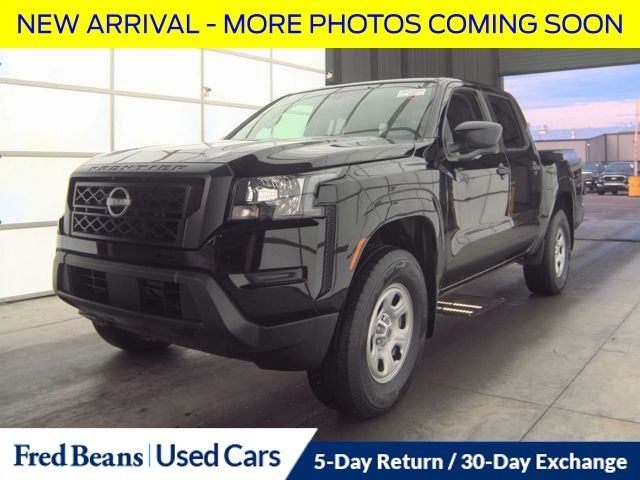 2024 Nissan Frontier S photo 2