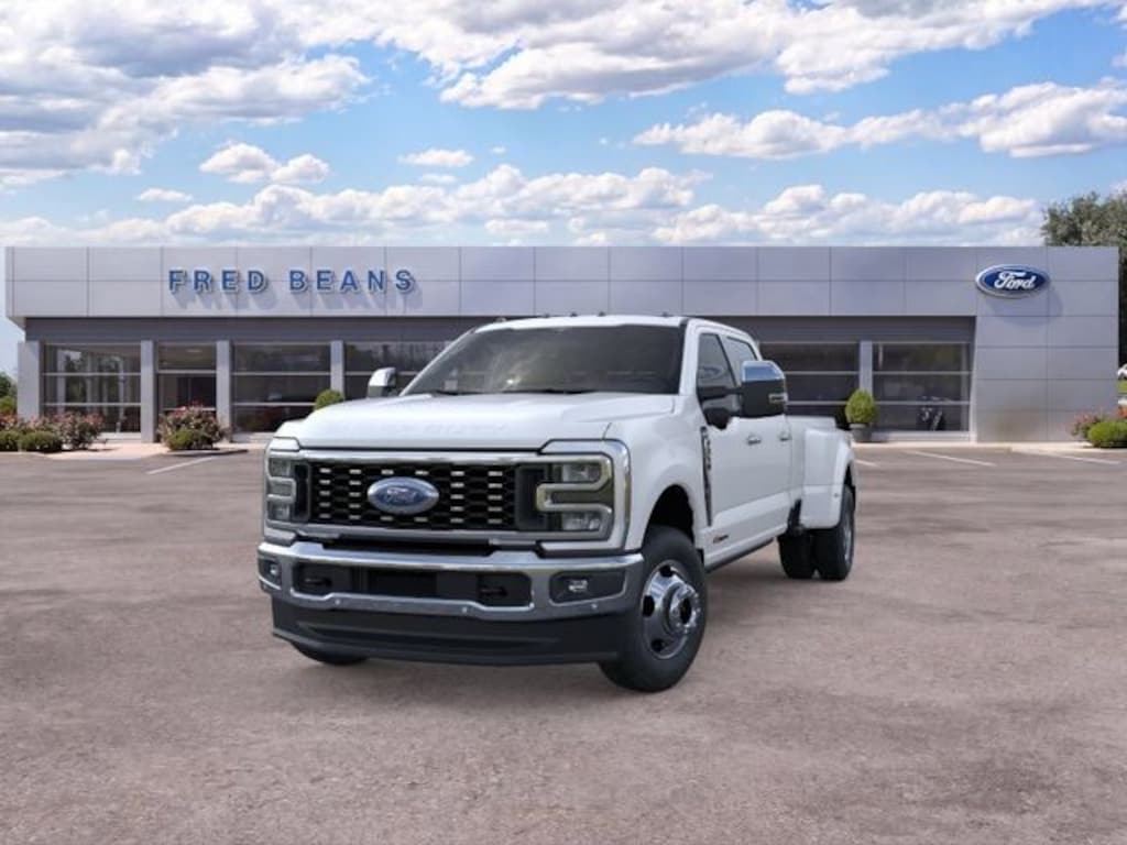 New 2026 Ford F-350 Lariat Truck Crew Cab