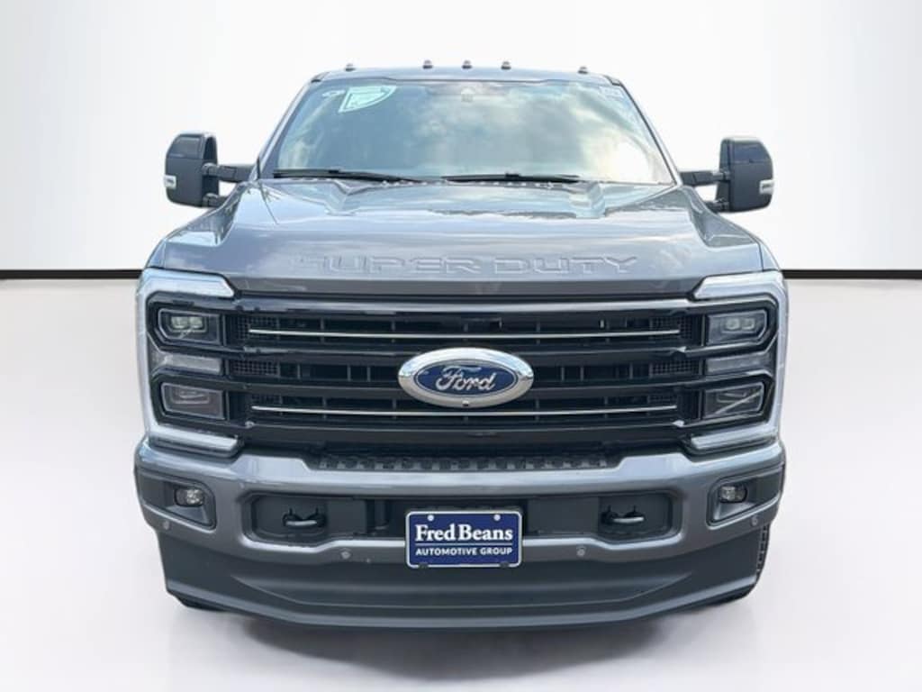 New 2026 Ford F-350 Platinum Truck Crew Cab