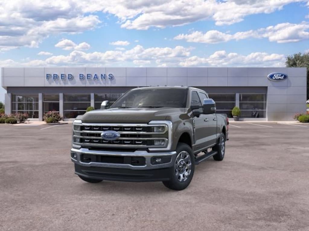 New 2026 Ford F-250 Lariat Truck Crew Cab