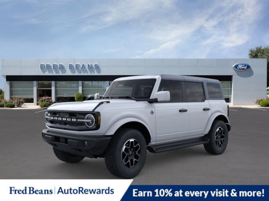 New 2026 Ford Bronco Outer Banks SUV