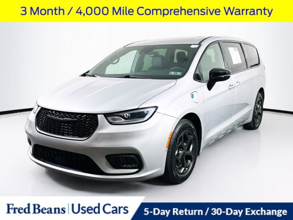 Used 2023 Chrysler Pacifica Hybrid Limited Van Passenger Van