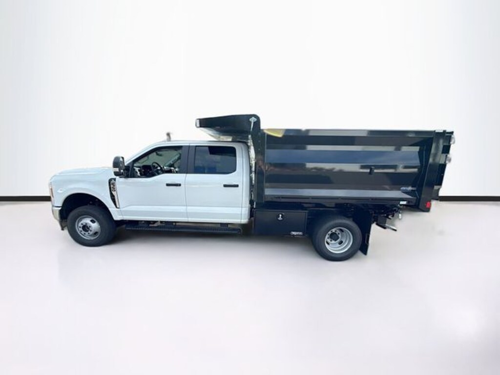 New 2026 Ford F-350 Chassis XL Truck Crew Cab