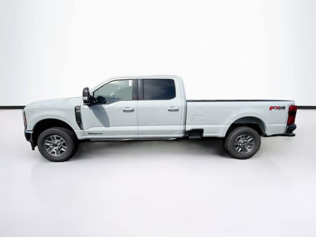 New 2026 Ford F-250 Lariat Truck Crew Cab