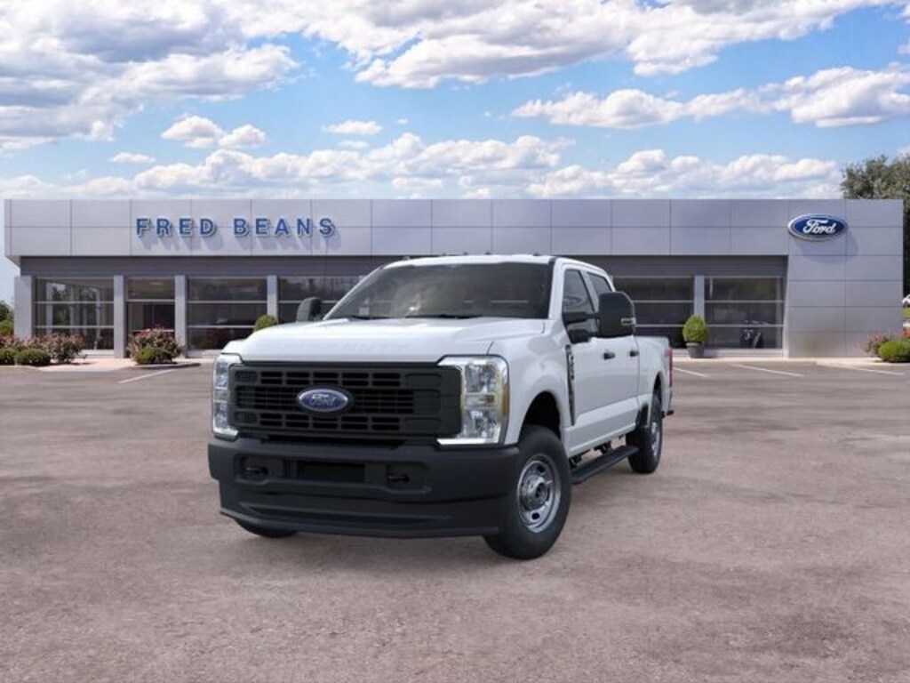New 2026 Ford F-250 XL Truck Crew Cab