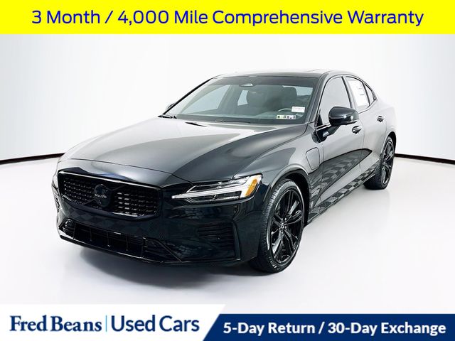 2024 Volvo S60 Recharge T8 Plus Black Edition photo 3