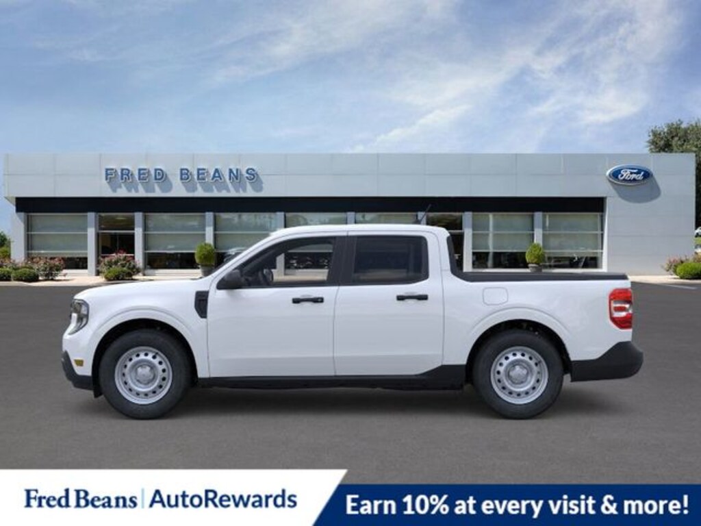 New 2025 Ford Maverick XL Truck SuperCrew
