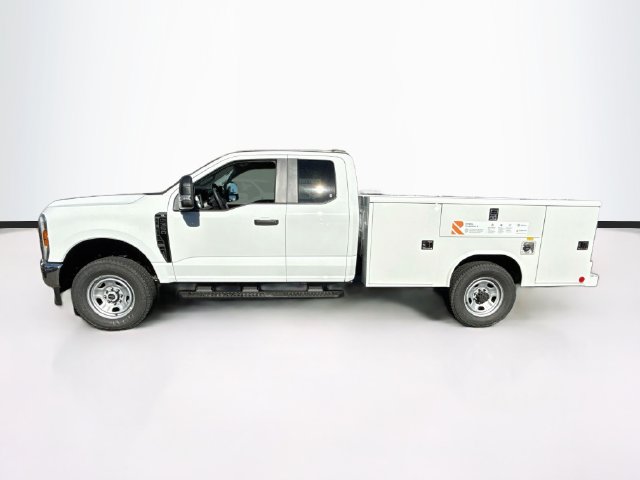 New 2027 Ford F-350 Chassis XL Truck Super Cab