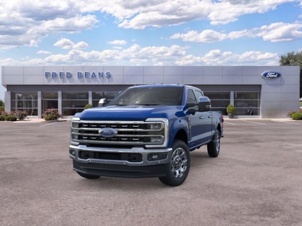 New 2026 Ford F-250 Lariat Truck Crew Cab