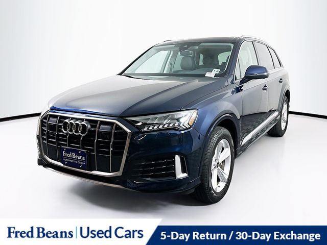 2024 Audi Q7 45 Premium Plus photo 2