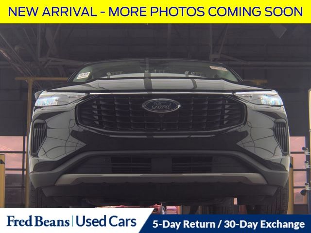 2023 Ford Escape Active photo 2