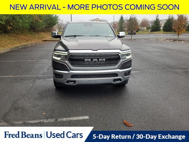 2022 Ram 1500 Limited photo 2