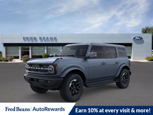 2025 Ford Bronco 4-Door Outer Banks's photo