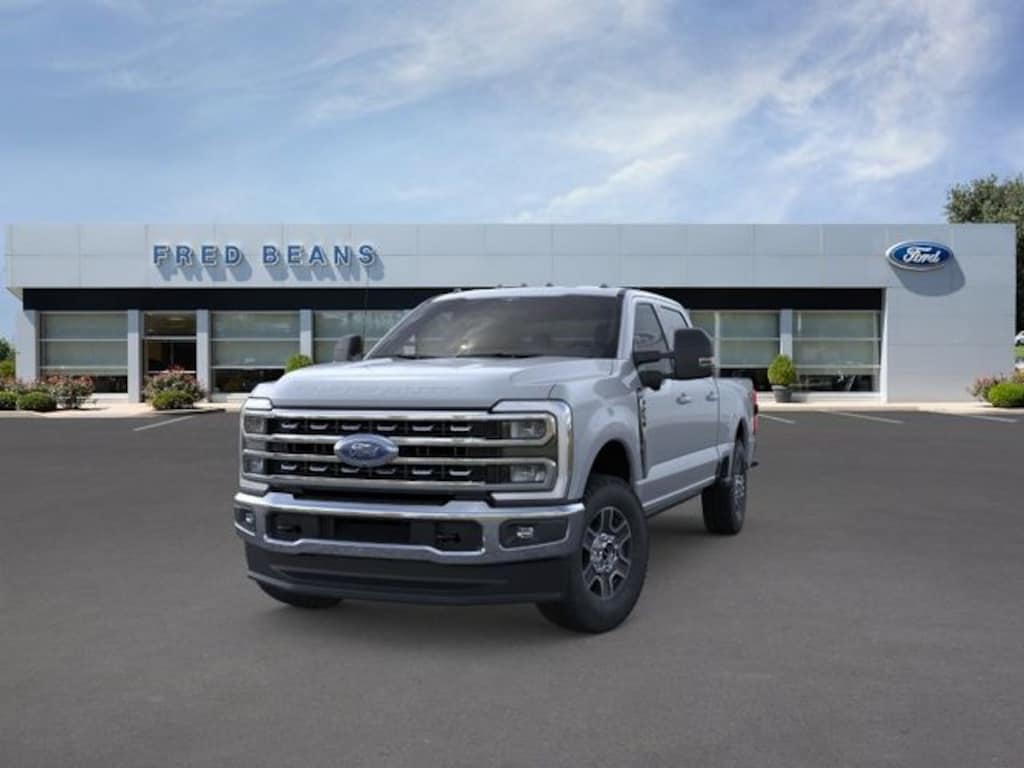 New 2026 Ford F-250 Lariat Truck Crew Cab