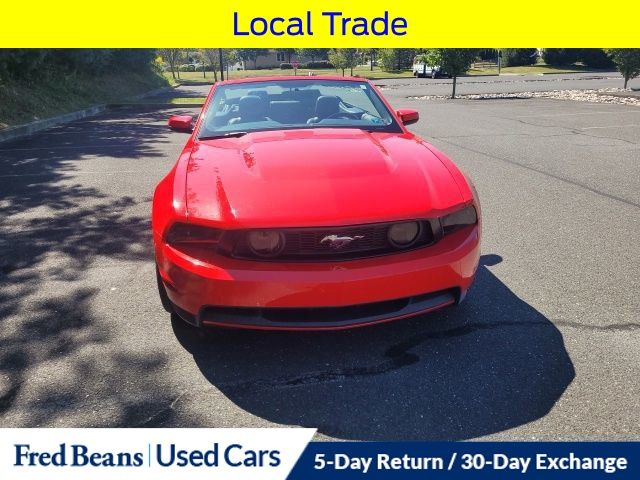 2011 Ford Mustang GT Premium Convertible photo 2