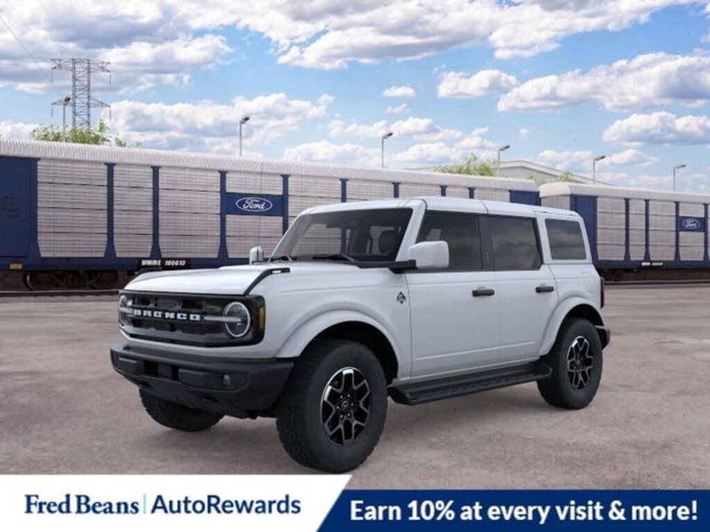 New 2026 Ford Bronco Outer Banks SUV