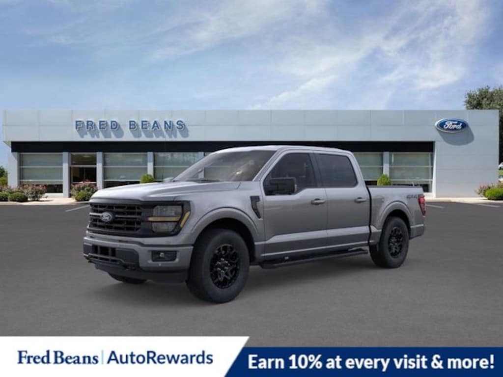 New 2025 Ford F-150 XLT Truck SuperCrew Cab