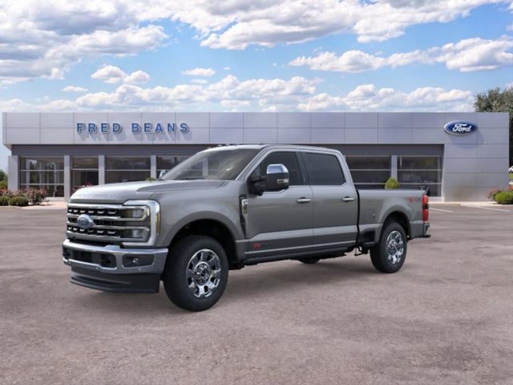 New 2026 Ford F-350 Lariat Truck Crew Cab