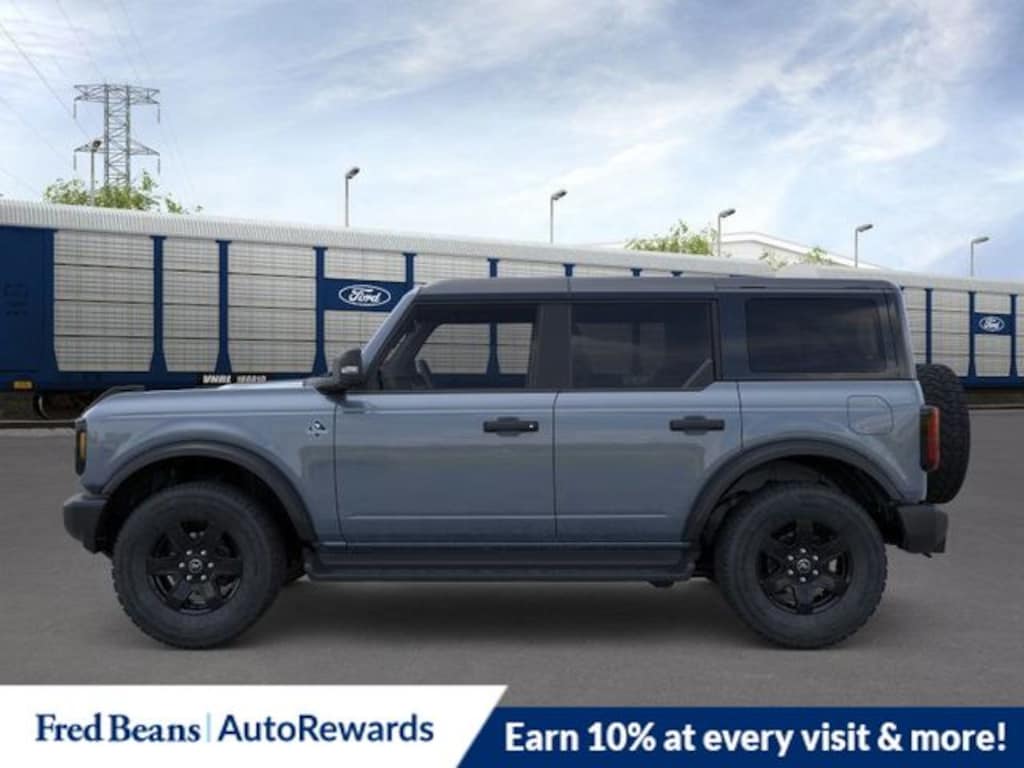 New 2025 Ford Bronco Outer Banks SUV