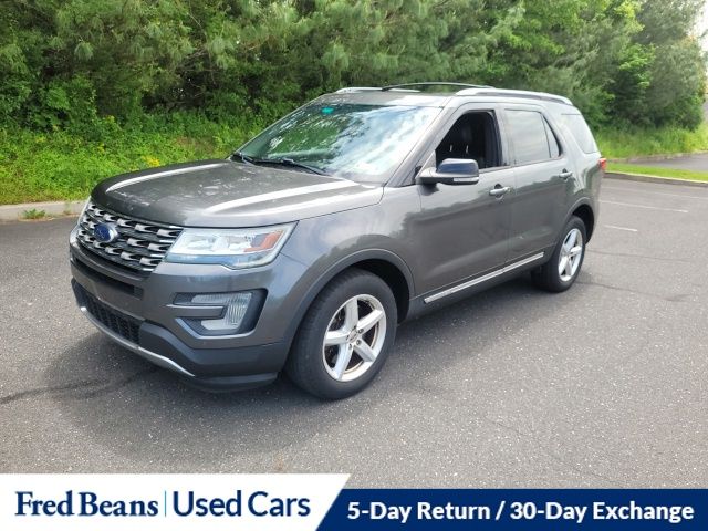 2016 Ford Explorer XLT 4WD's photo