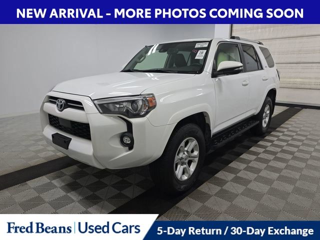 2024 Toyota 4Runner SR5 Premium photo 2