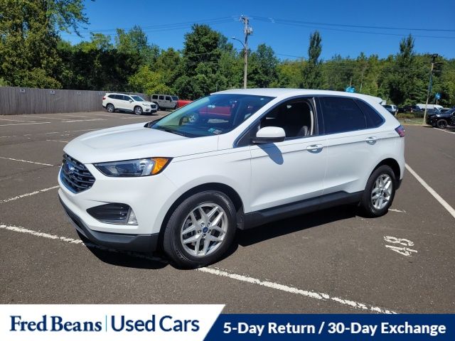 2022 Ford Edge SEL photo 4