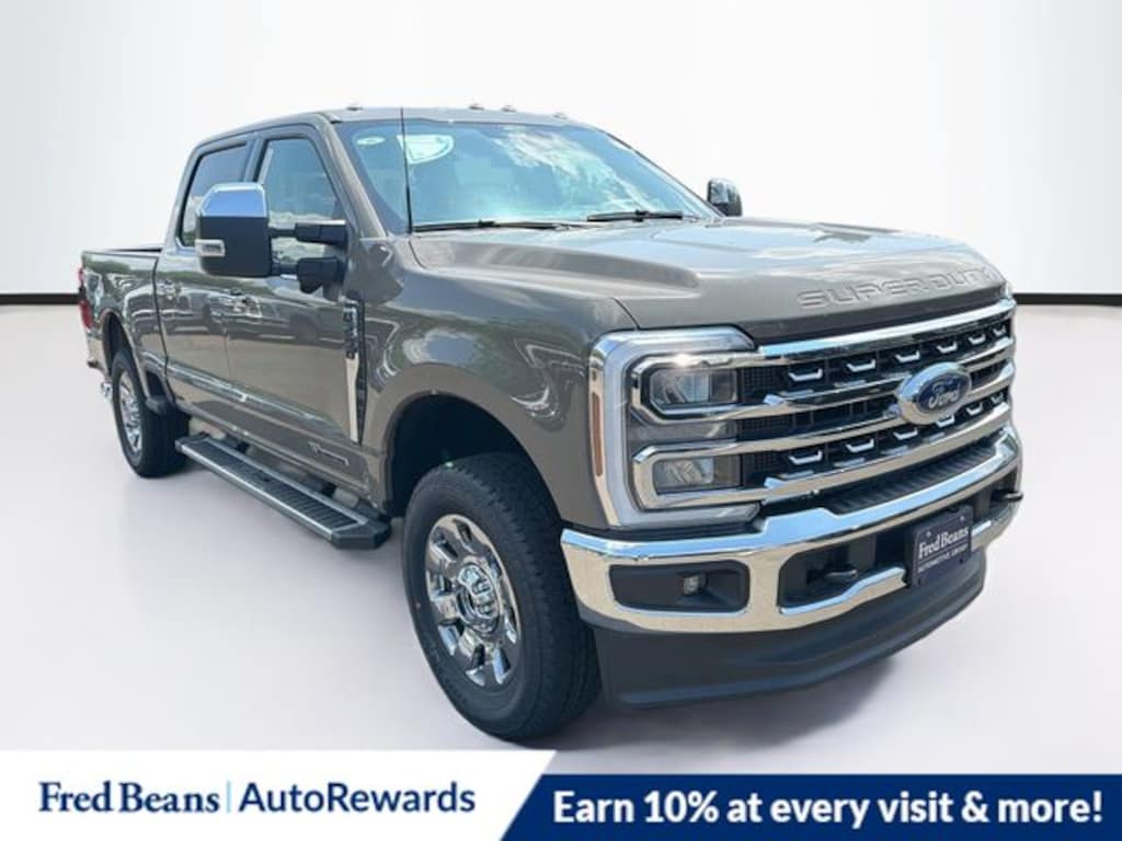 New 2026 Ford F-250 Lariat Truck Crew Cab