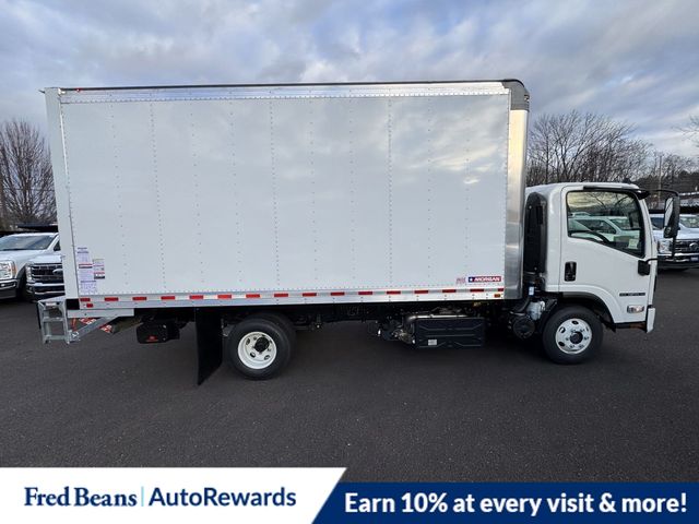 2025 Isuzu NPR photo 4