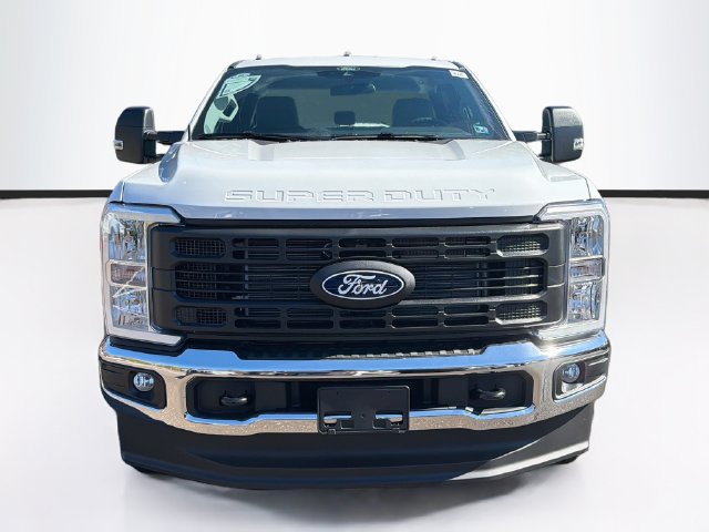 New 2027 Ford F-250 XL Truck Super Cab