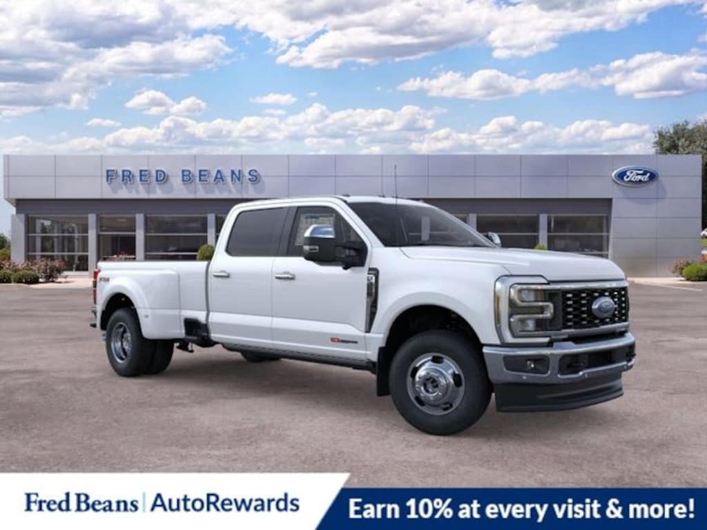 New 2026 Ford F-350 Lariat Truck Crew Cab